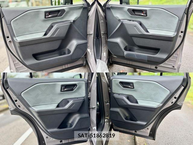 Toyota RAV4 2026-07 8209827-16