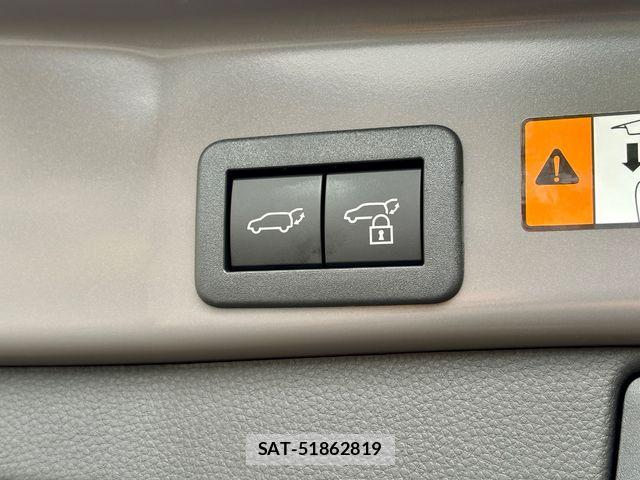 Toyota RAV4 2026-07 8209827-18