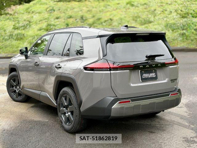 Toyota RAV4 2026-07 8209827-1
