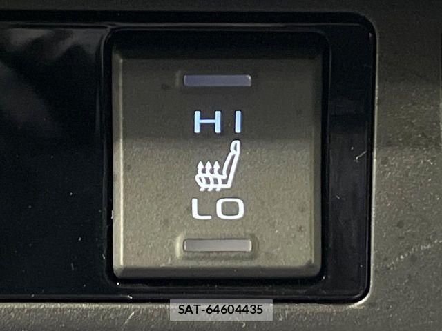 Toyota RAV4 2021-09 8209837-7