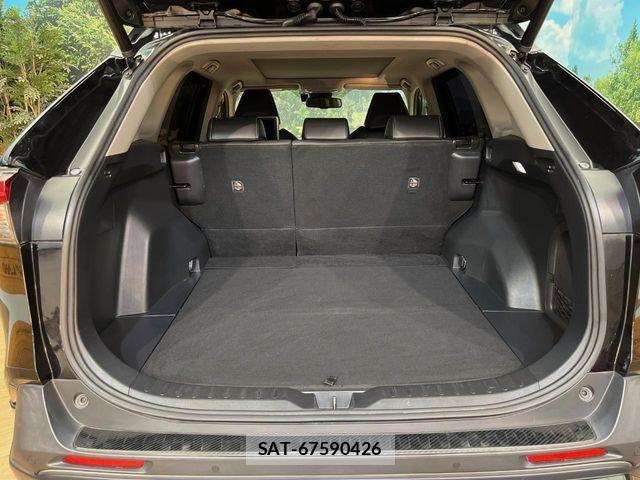 Toyota RAV4 2022-02 8209834-14