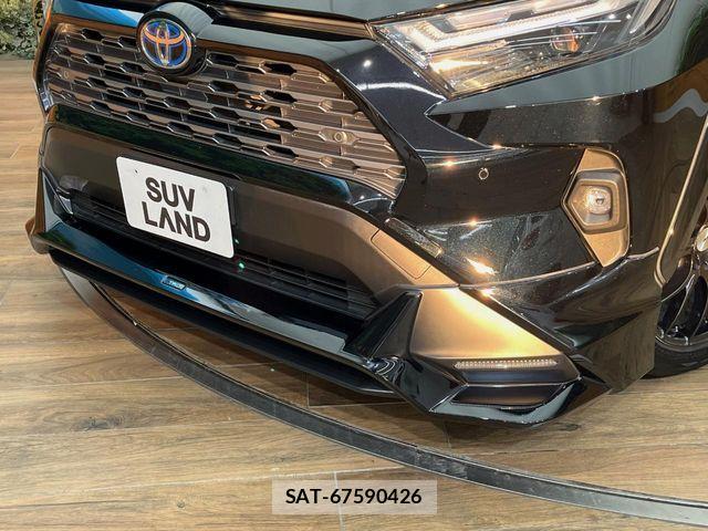 Toyota RAV4 2022-02 8209834-2