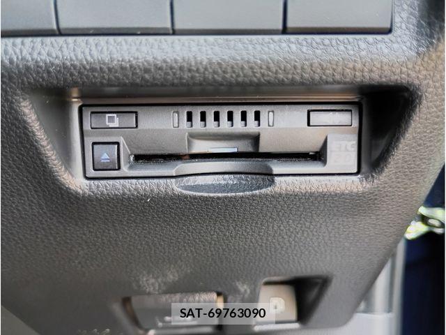 Toyota RAV4 2021-08 8231593-11