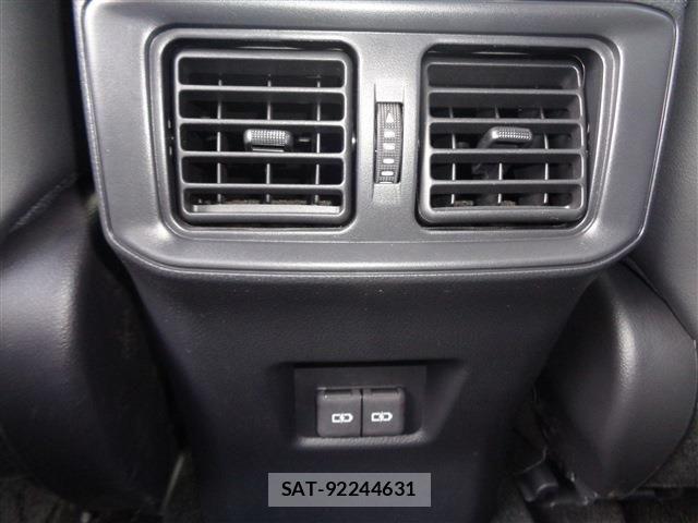 Toyota RAV4 2024-06 8231590-13