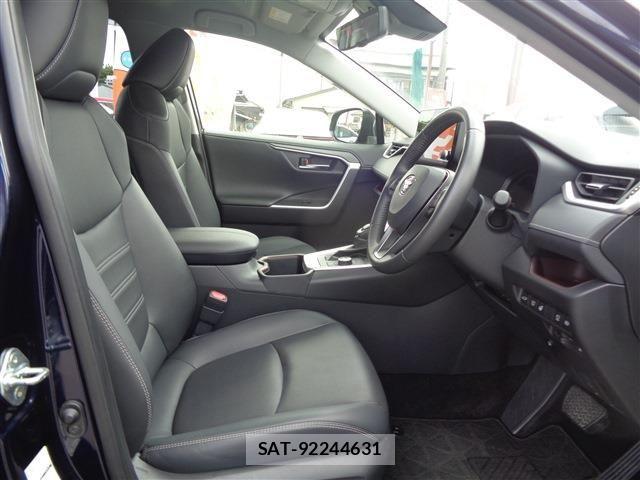 Toyota RAV4 2024-06 8231590-17