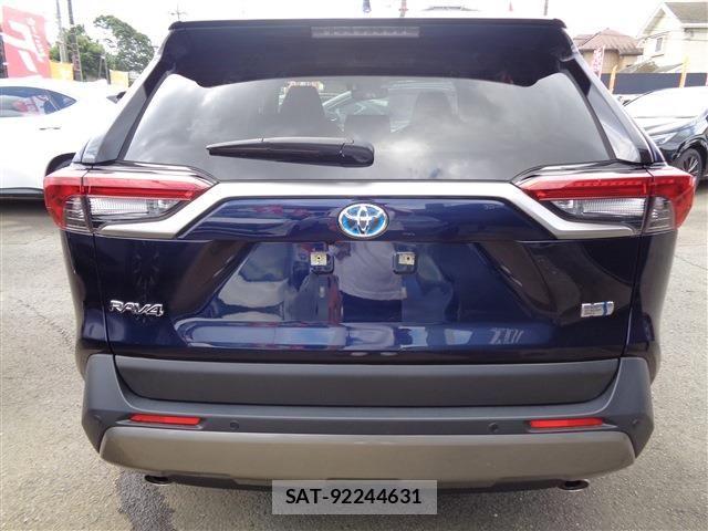 Toyota RAV4 2024-06 8231590-6