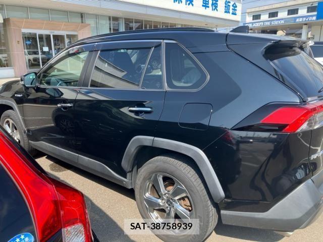 Toyota RAV4 2019-12 8231592-4