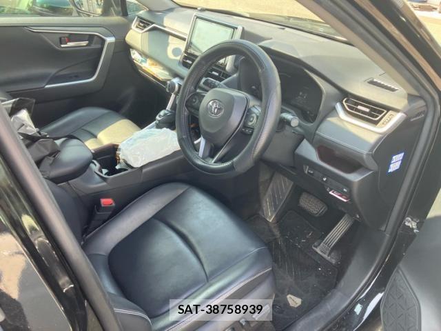 Toyota RAV4 2019-12 8231592-6