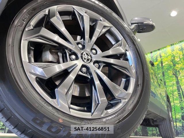 Toyota RAV4 2024-06 8246508-12