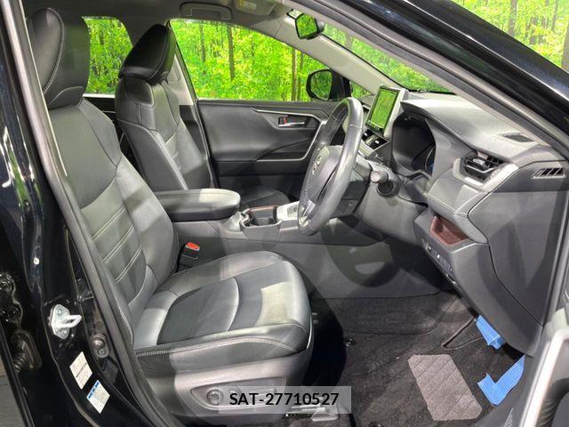 Toyota RAV4 2019-07 8246507-7