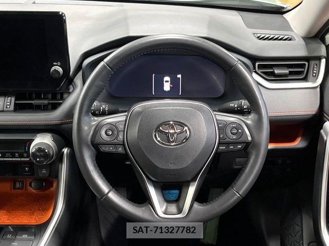 Toyota RAV4 2023-03 8246506-10