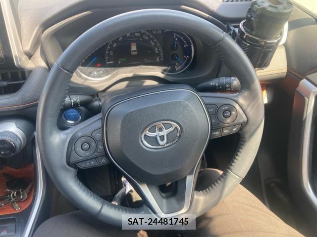 Toyota RAV4 2022-03 8316699-14
