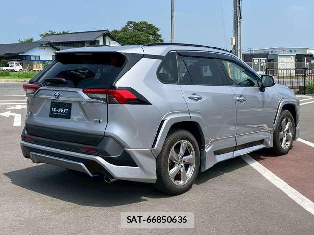 Toyota RAV4 2021-01 8316700-19