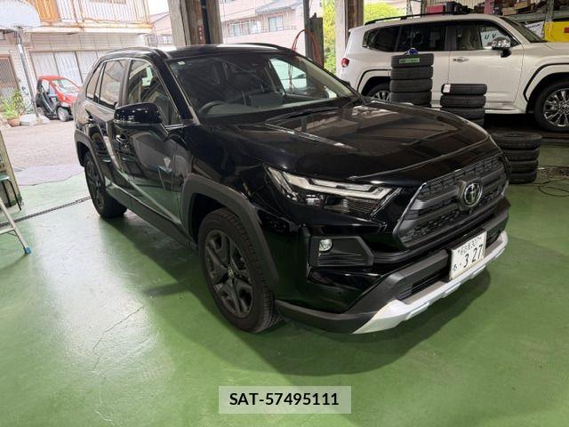 Toyota RAV4 2025-05 8316696-1
