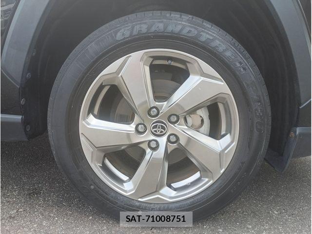 Toyota RAV4 2021-03 8316703-17