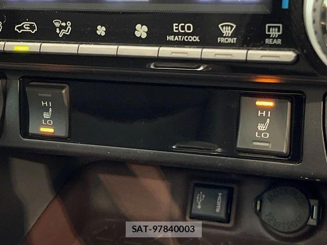 Toyota RAV4 2019-07 8316702-9