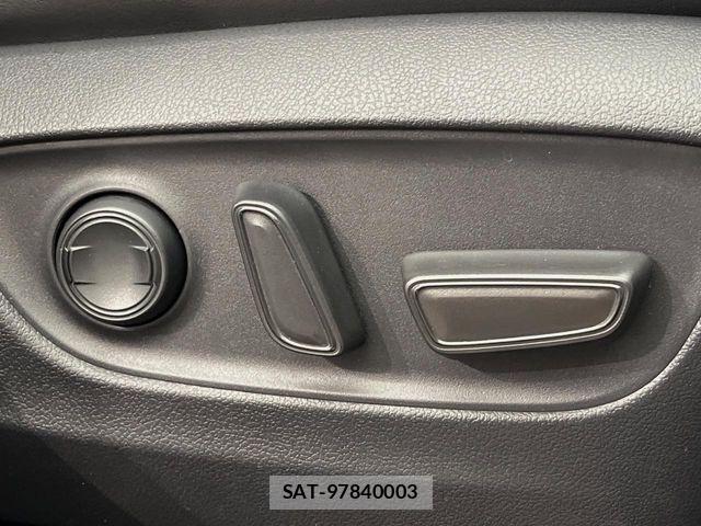 Toyota RAV4 2019-07 8316702-8