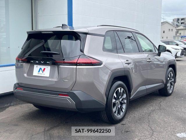 Toyota RAV4 2026-02 8316693-16