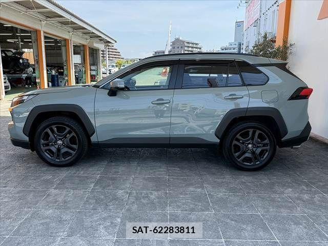 Toyota RAV4 2024-09 8316698-10