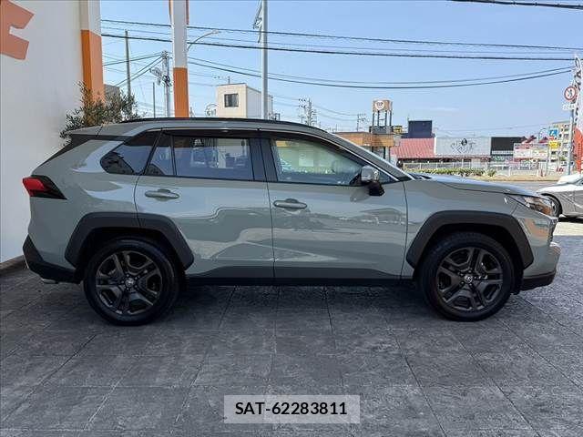 Toyota RAV4 2024-09 8316698-11
