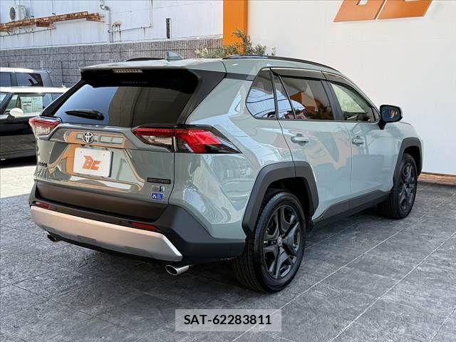 Toyota RAV4 2024-09 8316698-14