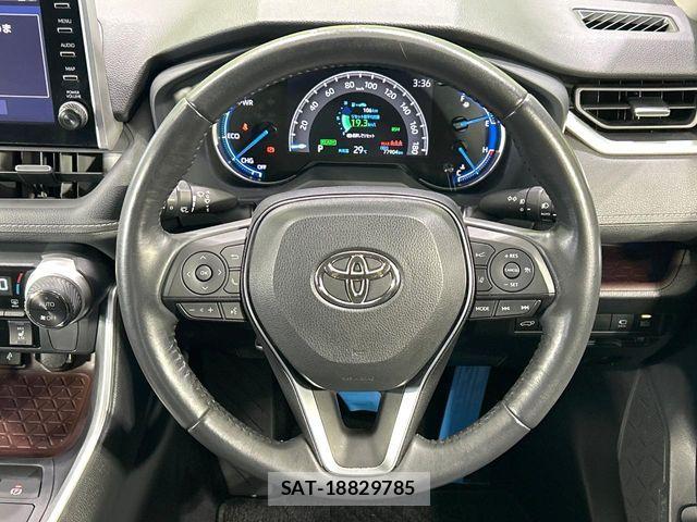 Toyota RAV4 2021-11 8316704-10