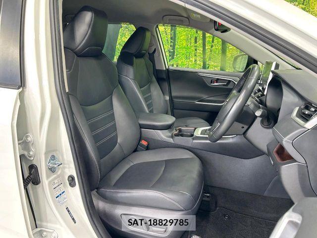 Toyota RAV4 2021-11 8316704-7