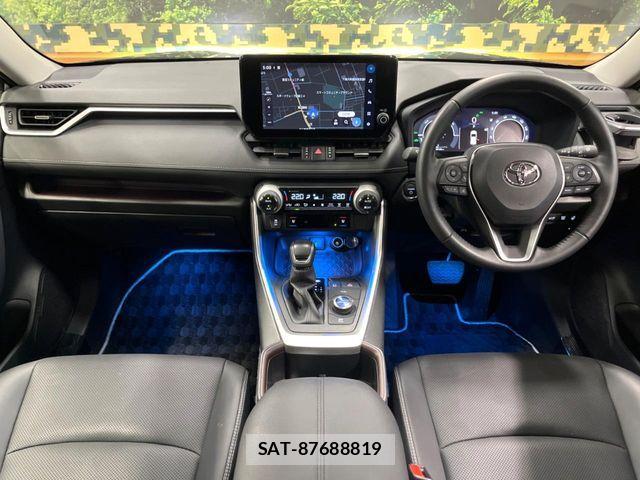 Toyota RAV4 2023-09 8337626-1