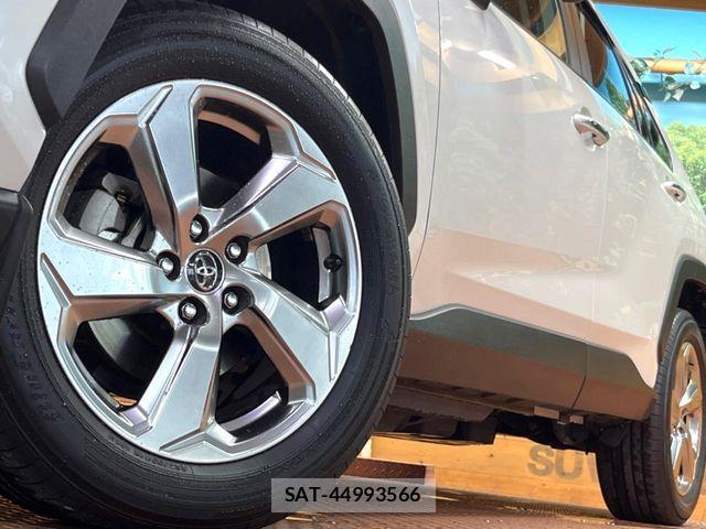 Toyota RAV4 2019-07 8337629-14