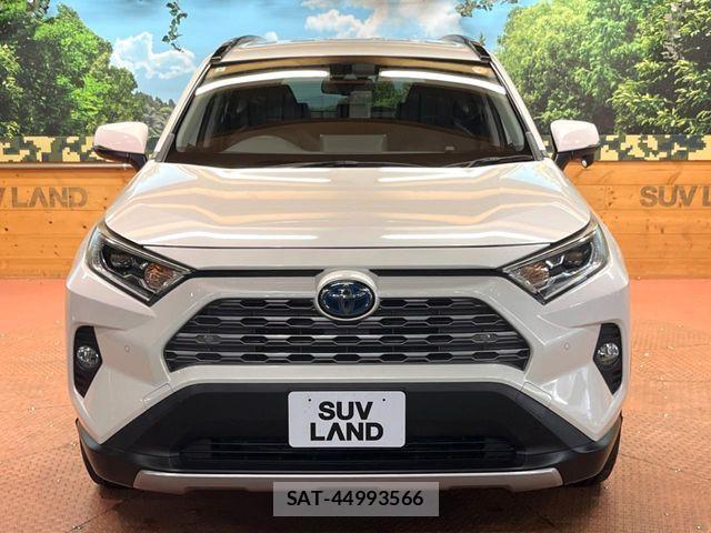 Toyota RAV4 2019-07 8337629-15