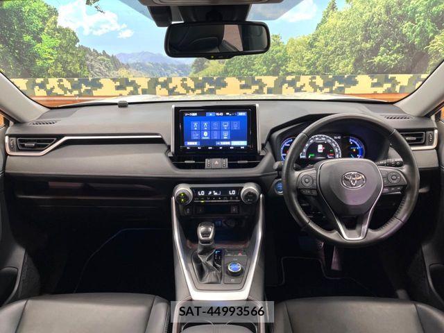 Toyota RAV4 2019-07 8337629-1