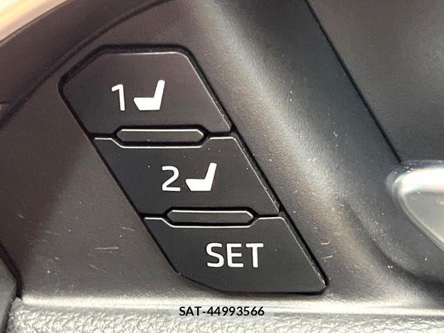 Toyota RAV4 2019-07 8337629-6