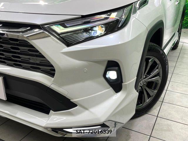 Toyota RAV4 2024-08 8337623-13
