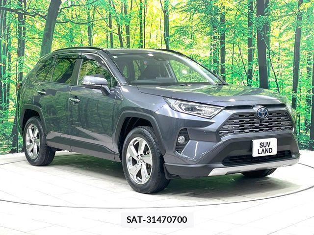 Toyota RAV4 2021-12 8337627-15