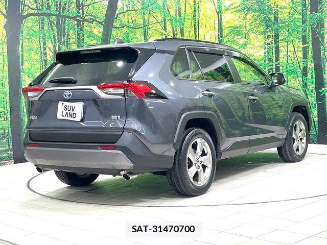 Toyota RAV4 2021-12 8337627-16