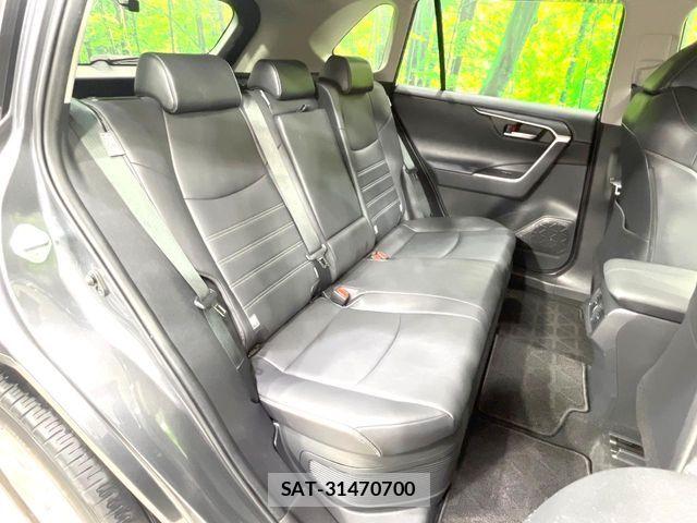 Toyota RAV4 2021-12 8337627-8