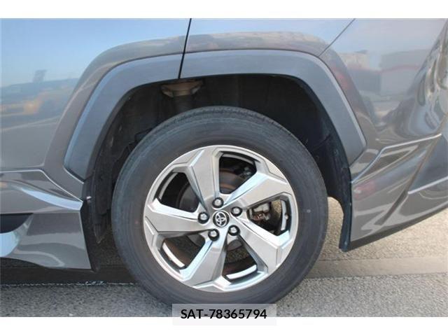 Toyota RAV4 2019-06 8337631-16