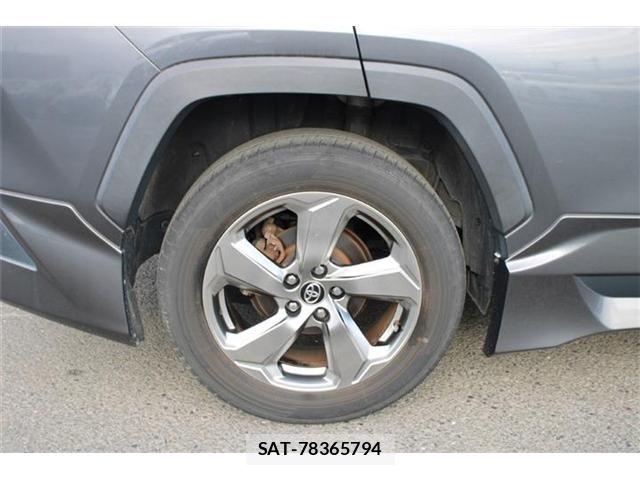 Toyota RAV4 2019-06 8337631-19