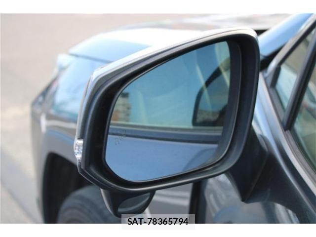 Toyota RAV4 2019-06 8337631-25