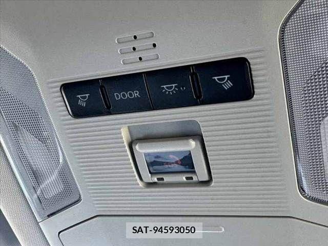 Toyota RAV4 2022-12 8337628-24