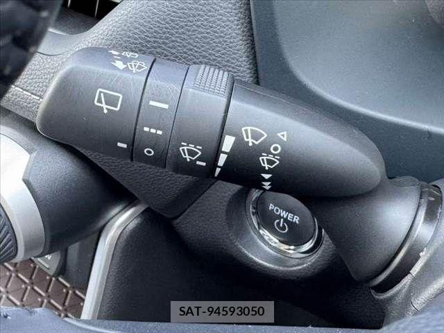 Toyota RAV4 2022-12 8337628-26