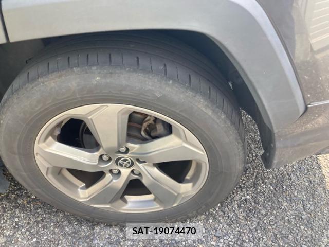 Toyota RAV4 2020-11 8337632-6