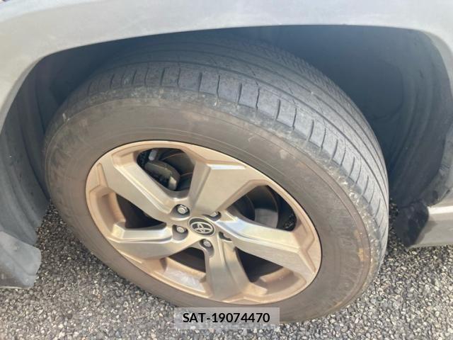 Toyota RAV4 2020-11 8337632-7