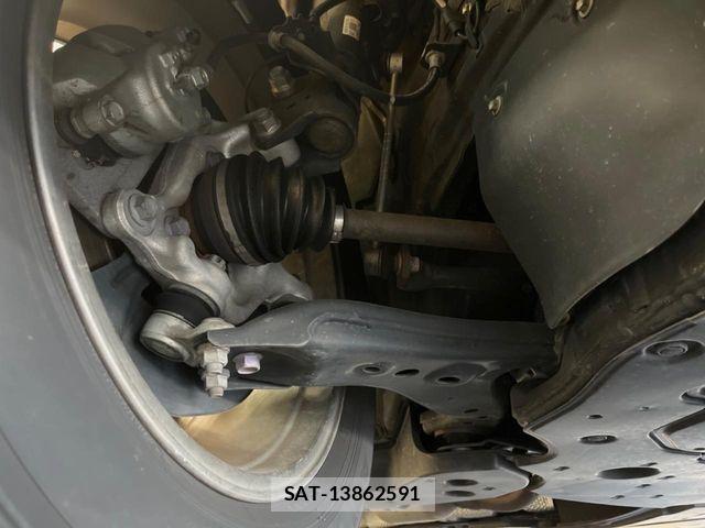 Toyota RAV4 2019-09 8337630-19