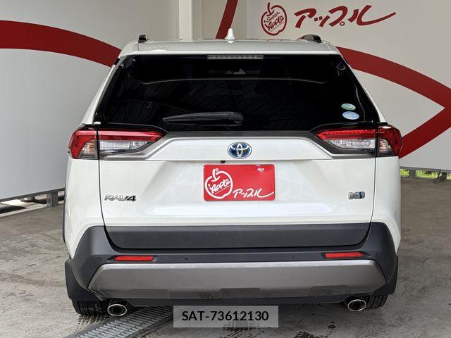 Toyota RAV4 2020-03 8355478-4