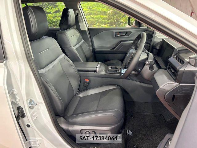 Toyota RAV4 2026-06 8355475-7