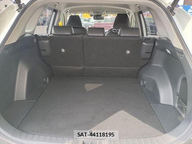 Toyota RAV4 2019-09 8355480-9