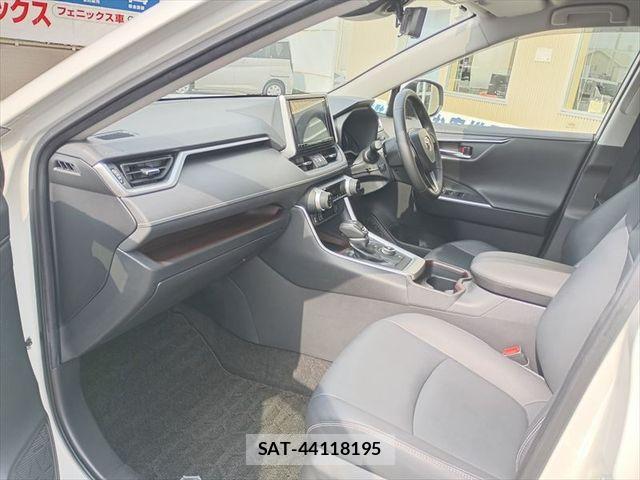 Toyota RAV4 2019-09 8355480-5