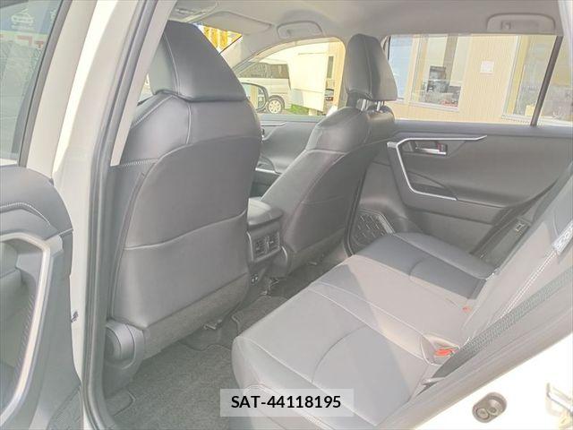 Toyota RAV4 2019-09 8355480-7