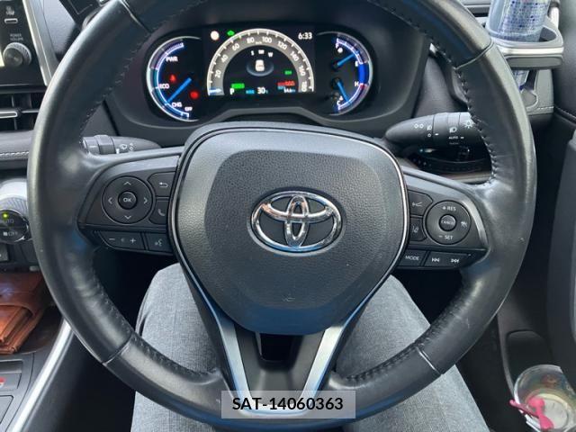 Toyota RAV4 2021-09 8355479-19
